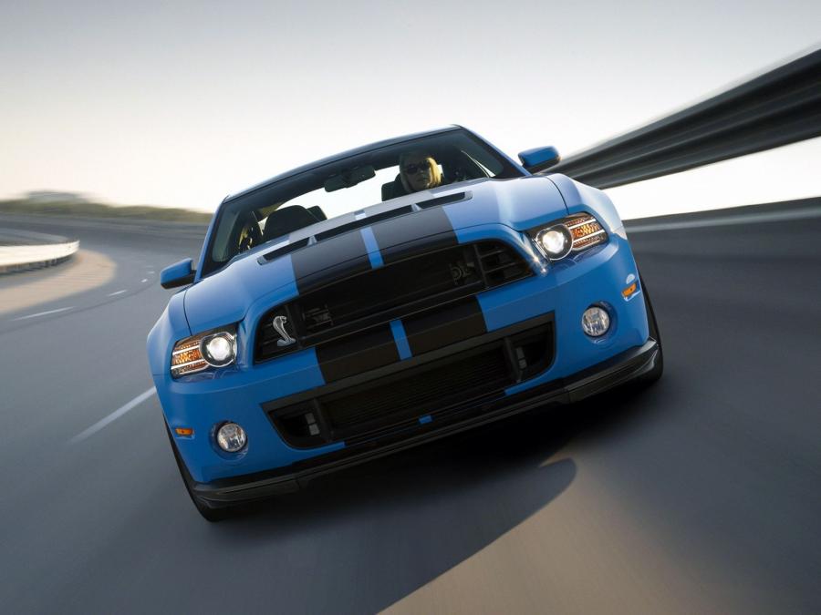  Shelby GT500 SVT 2012 года  (фото 20 из 31)